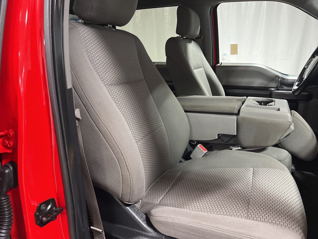 Used 2017 Ford F150 XLT w/ Equipment Group 302A Luxury AWD/4WD image 20