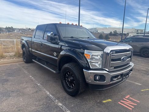 Used 2016 Ford F250 Lariat w/ Lariat Ultimate Package image 5
