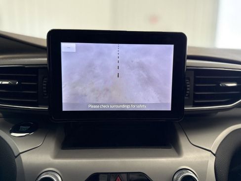 Used 2023 Ford Explorer XLT w/ Equipment Group 202A image 18