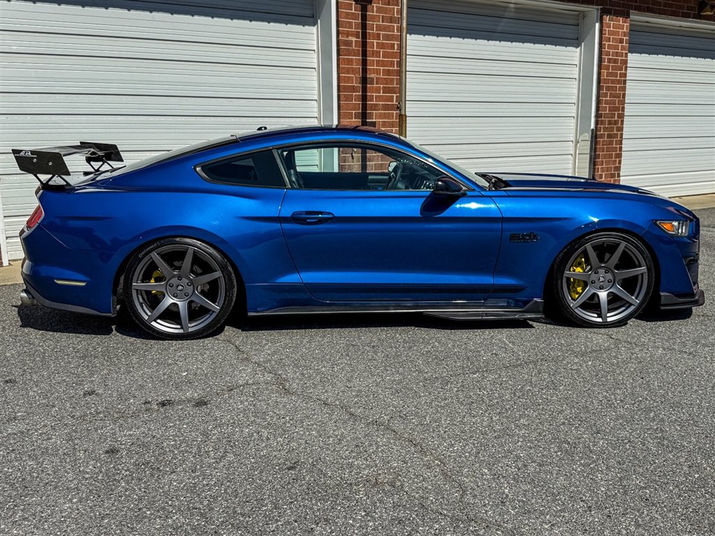Used 2017 Ford Mustang GT Premium RWD image 34