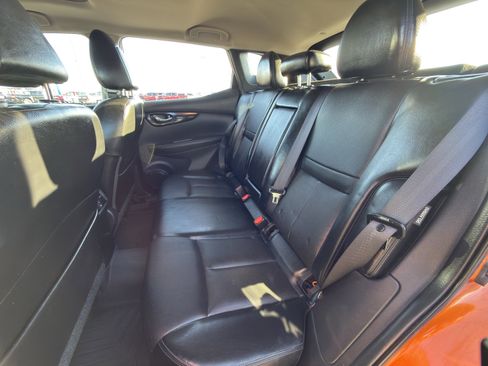 Used 2022 Nissan Rogue Sport SL w/ Premium Package image 16