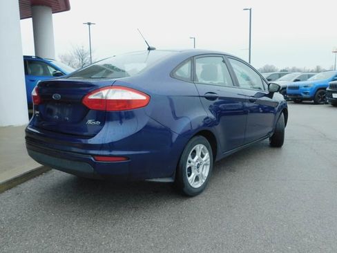 Used 2016 Ford Fiesta SE image 8