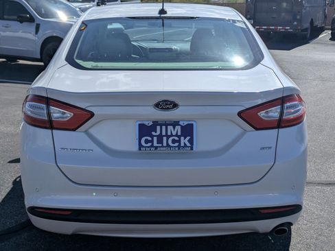 Used 2014 Ford Fusion SE FWD image 3