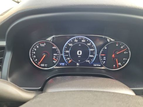 Used 2022 GMC Acadia Denali w/ Black Diamond Edition image 17