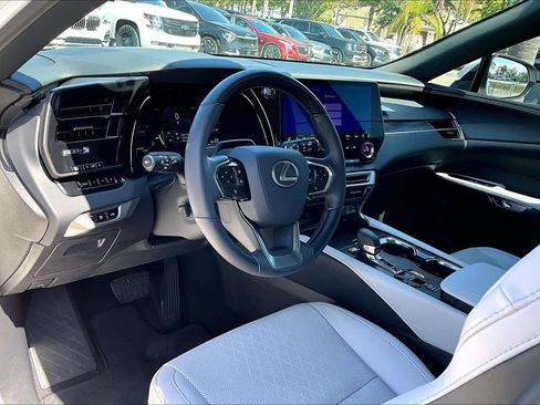 Used 2025 Lexus RX 350 Premium Plus w/ Convenience Package image 18