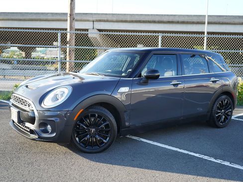 Used 2017 MINI Cooper Clubman S image 3