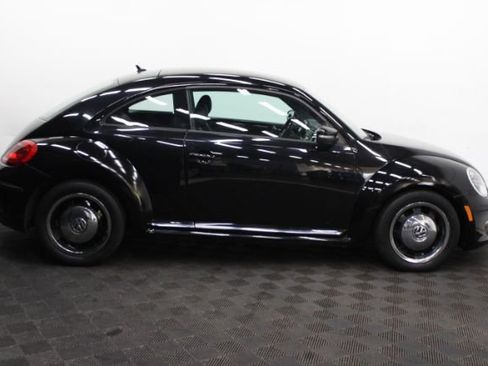 Used 2012 Volkswagen Beetle 2.5 FWD image 5