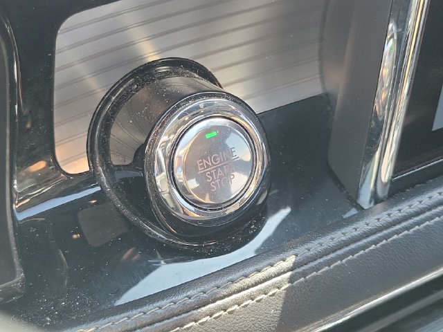 Used 2021 Lincoln Corsair FWD image 16