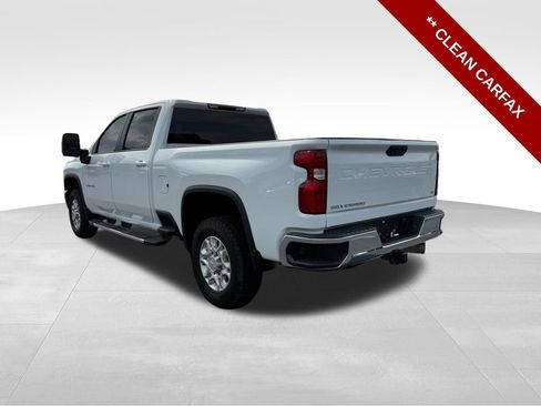 Used 2025 Chevrolet Silverado 2500 LT AWD/4WD image 3