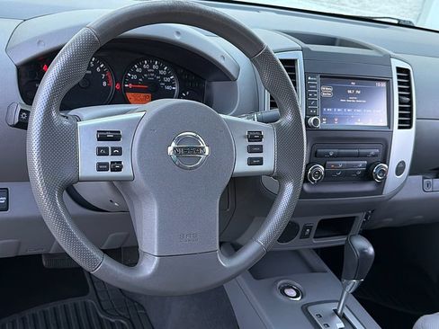 Used 2020 Nissan Frontier S RWD image 10