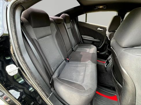 Used 2018 Dodge Charger SXT Plus RWD image 25