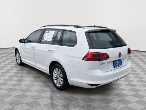 Used 2016 Volkswagen Golf S FWD image 6