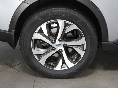 Used 2022 Subaru Outback Limited image 12