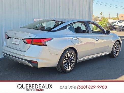 Used 2024 Nissan Altima 2.5 SV FWD image 8