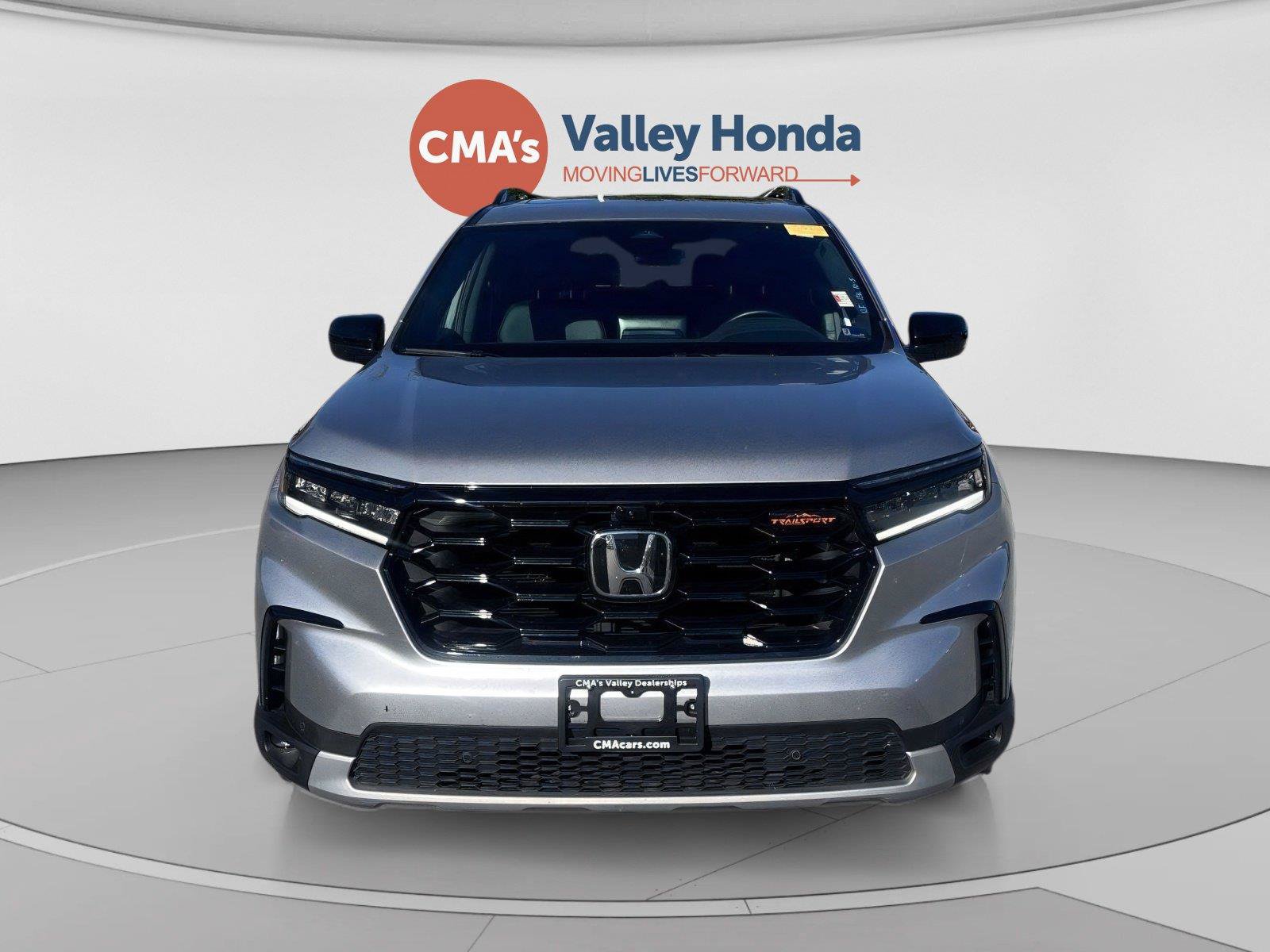 Certified 2025 Honda Pilot TrailSport image 8