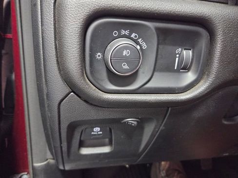 Used 2020 RAM 1500 Big Horn AWD/4WD image 29