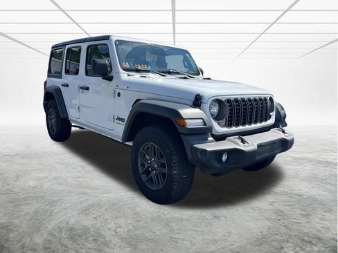 Used 2026 Jeep Wrangler Unlimited Sport AWD/4WD image 5