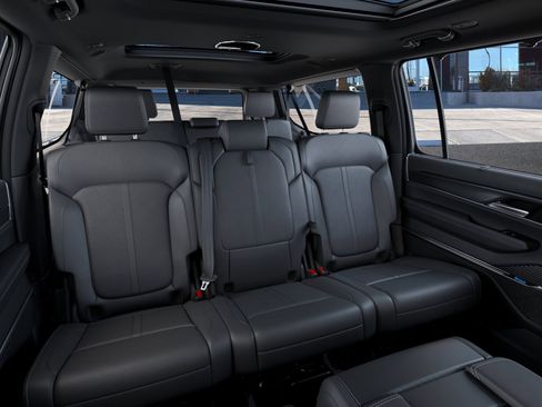 New 2026 Jeep Grand Wagoneer L Summit w/ Premium Group III image 15