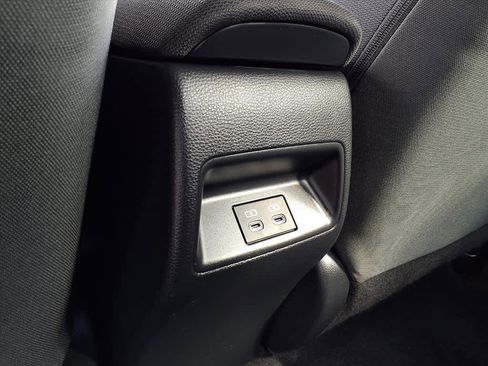 Certified 2025 Toyota Corolla LE image 21