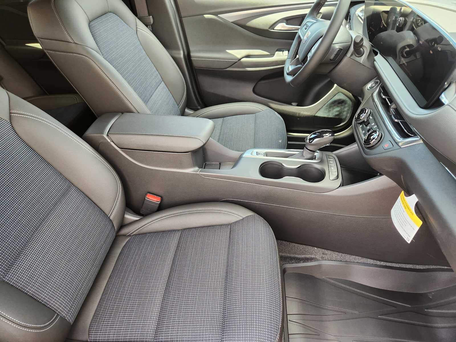 New 2026 Buick Envista Preferred w/ Convenience I Package FWD image 14