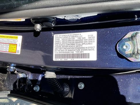 Used 2025 Honda Passport EX-L image 13