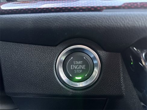 New 2026 Chevrolet Traverse Z71 w/ LPO, Floor Liner Package image 17