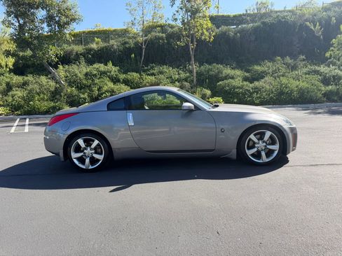 Used 2007 Nissan 350Z Enthusiast w/ Cargo Convenience Pkg RWD image 6
