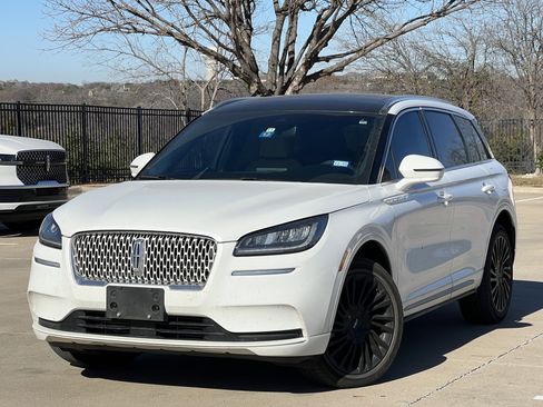 Certified 2022 Lincoln Corsair Reserve image 17