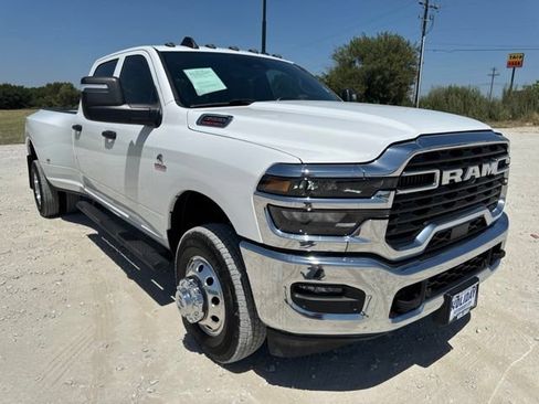 Used 2025 RAM 3500 Tradesman AWD/4WD image 6