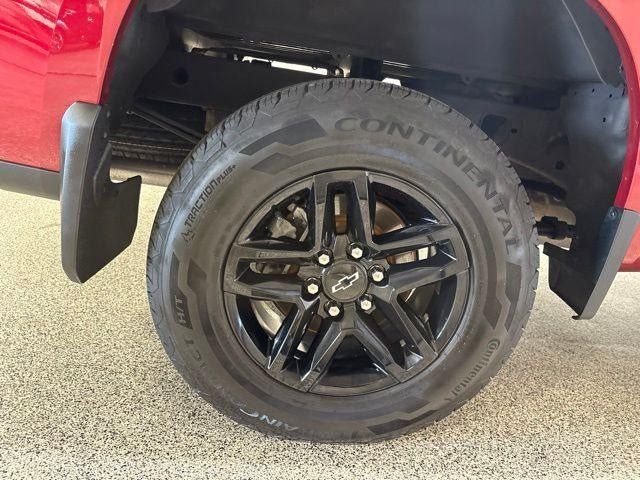 Used 2020 Chevrolet Silverado 1500 LT Trail Boss AWD/4WD image 35