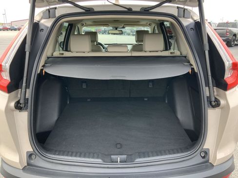 Used 2018 Honda CR-V Touring image 11