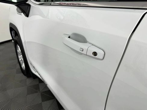 Used 2023 GMC Sierra 1500 SLE AWD/4WD image 24