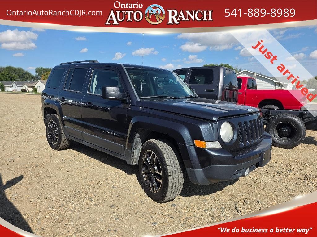 Used 2014 Jeep Patriot Latitude AWD/4WD image 1