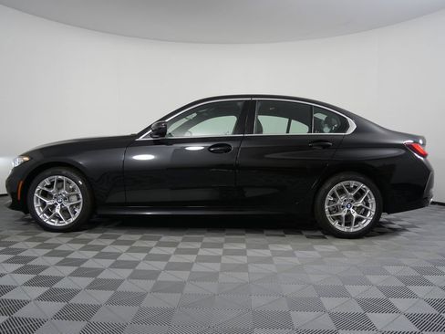 Used 2025 BMW 330i xDrive Sedan w/ Convenience Package image 6