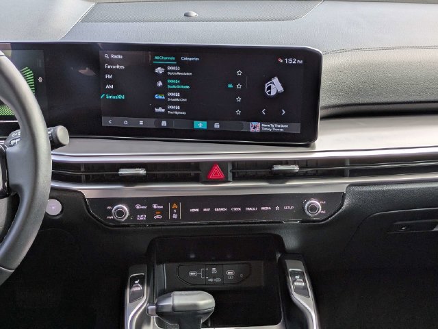 Used 2025 Kia Sorento EX w/ Panoramic Sunroof Package FWD image 26
