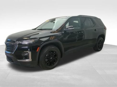 Used 2023 Chevrolet Traverse LT w/ Midnight/Sport Edition image 1