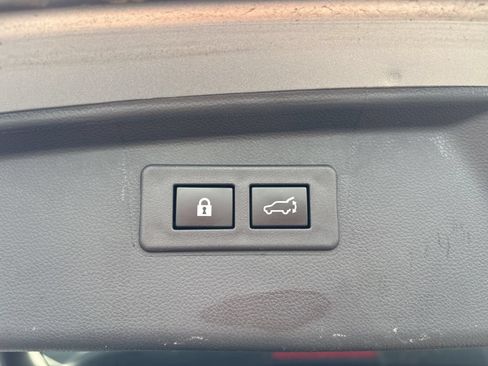 Used 2023 Subaru Outback Wilderness AWD/4WD image 27