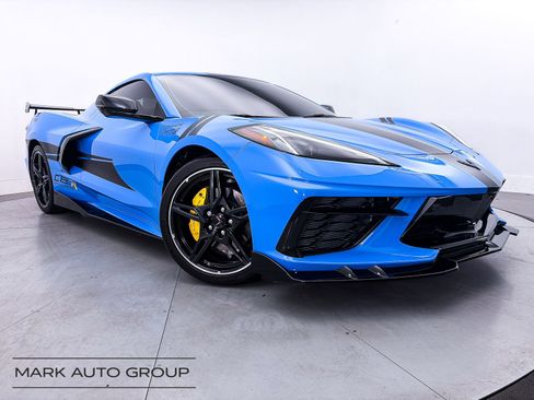 Used 2021 Chevrolet Corvette Stingray Preferred Cpe w/ 2LT RWD image 1