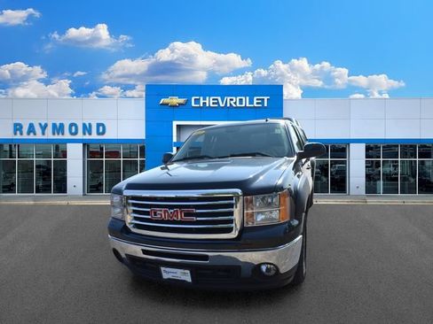 Used 2012 GMC Sierra 1500 SLT w/ All-Terrain Package AWD/4WD image 7