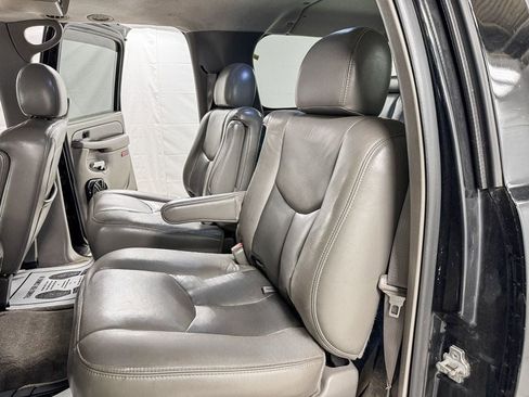 Used 2006 GMC Yukon XL Denali AWD/4WD image 8