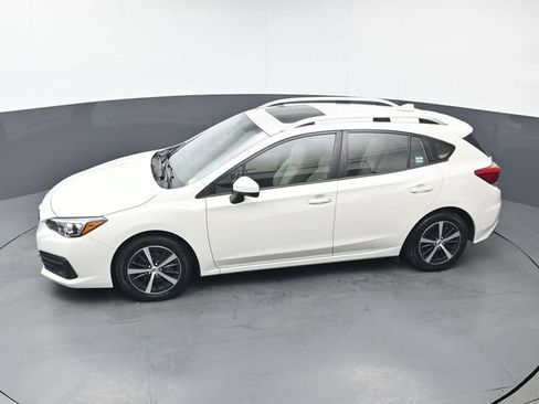 Used 2022 Subaru Impreza 2.0i Premium AWD/4WD image 39