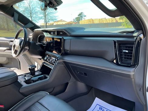 Used 2023 GMC Sierra 1500 AT4X w/ AT4X AEV Edition image 24