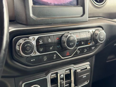 Used 2020 Jeep Wrangler Unlimited Sport AWD/4WD image 21