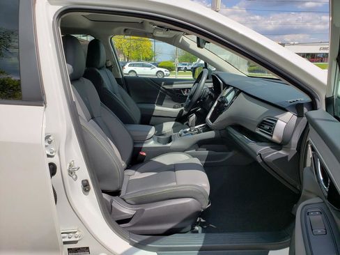 Used 2025 Subaru Outback Onyx Edition AWD/4WD image 18