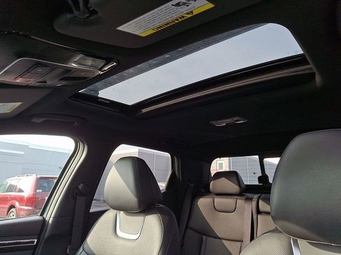 Used 2023 Hyundai Santa Cruz Limited image 14