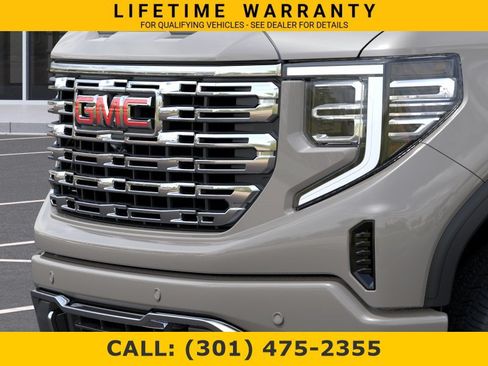 New 2026 GMC Sierra 1500 Denali w/ Denali Reserve Package AWD/4WD image 13