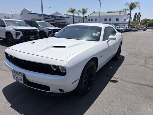 Used 2018 Dodge Challenger R/T Plus RWD image 4