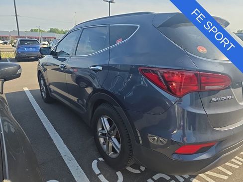 Used 2017 Hyundai Santa Fe Sport FWD image 3