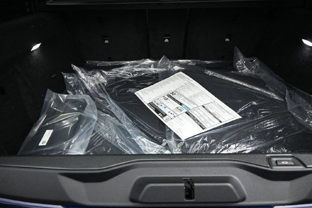 Used 2026 BMW X5 M60i AWD/4WD image 19