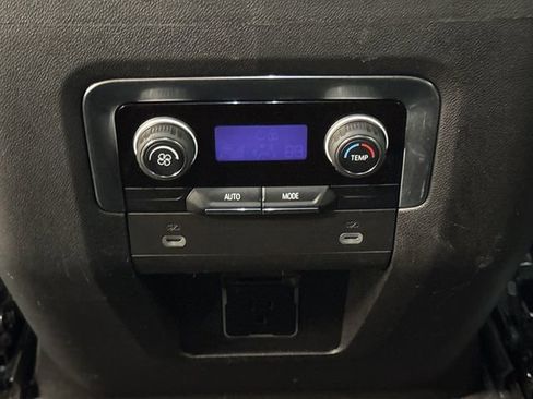 Used 2024 Chevrolet Tahoe LT AWD/4WD image 34